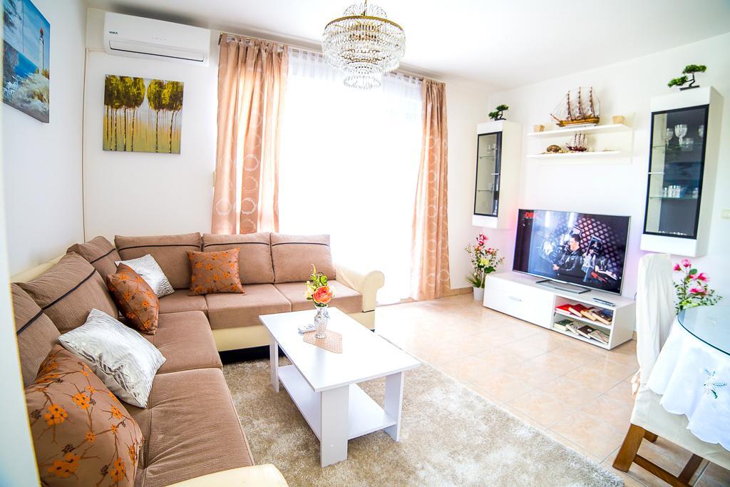 Split Apartments Shell Екстер'єр фото